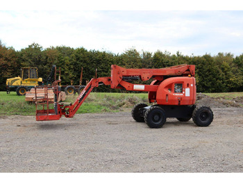 Nacelle articulée JLG