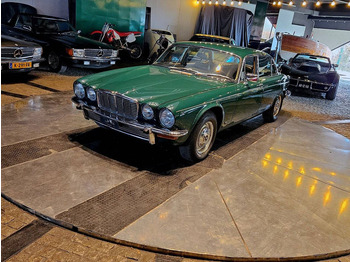 Berline JAGUAR