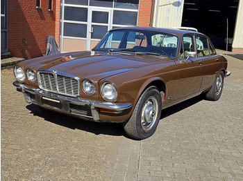 Berline JAGUAR