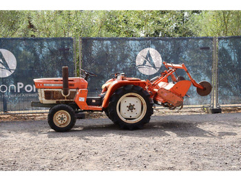 Tracteur agricole KUBOTA