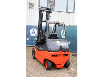 Chariot élévateur électrique Linde E25-02: photos 4 Chariot élévateur électrique Linde E25-02: photos 4