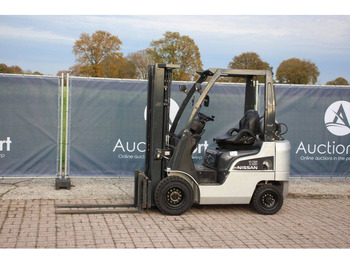 Chariot élévateur à gaz NISSAN