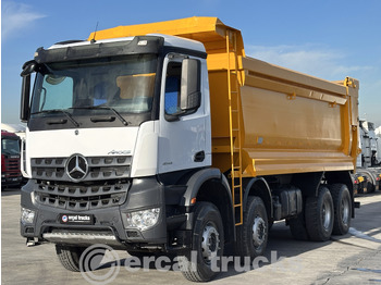 Camion benne MERCEDES-BENZ Arocs 4142