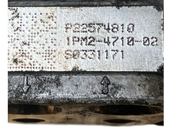 Système d'échappement Renault: photos 3