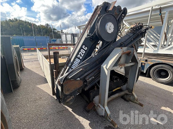 Grue auxiliaire HIAB