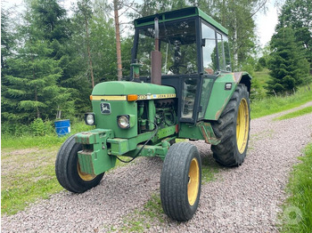 Tracteur agricole JOHN DEERE 2130