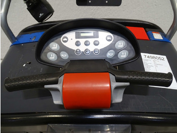 Chariot tracteur Still CX-T: photos 3