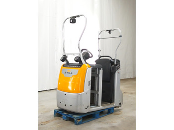 Chariot tracteur STILL