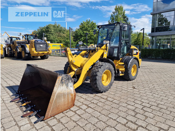 Chargeuse sur pneus CATERPILLAR 908M