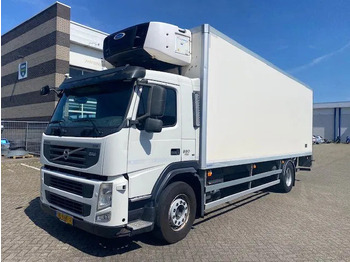 Camion frigorifique VOLVO FM 330