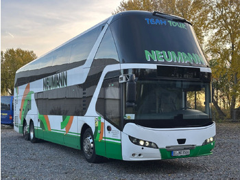 Bus à impériale NEOPLAN