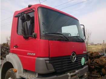Cabine MERCEDES BENZ ATEGO 1823 1828 2528: photos 3