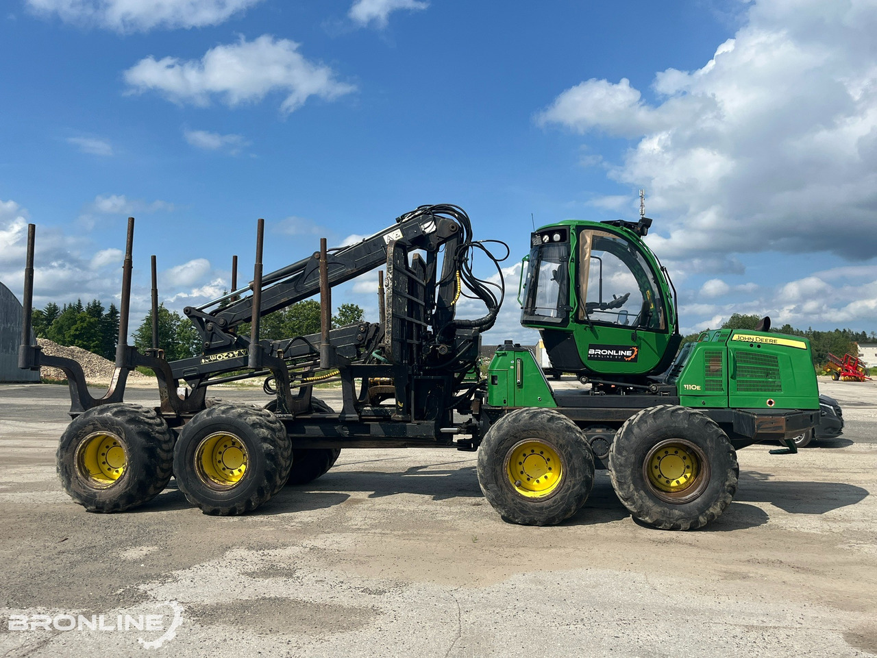 2010 John Deere 1110E Forwarder 8x8 - Porteur: photos 2 2010 John Deere 1110E Forwarder 8x8 - Porteur: photos 2