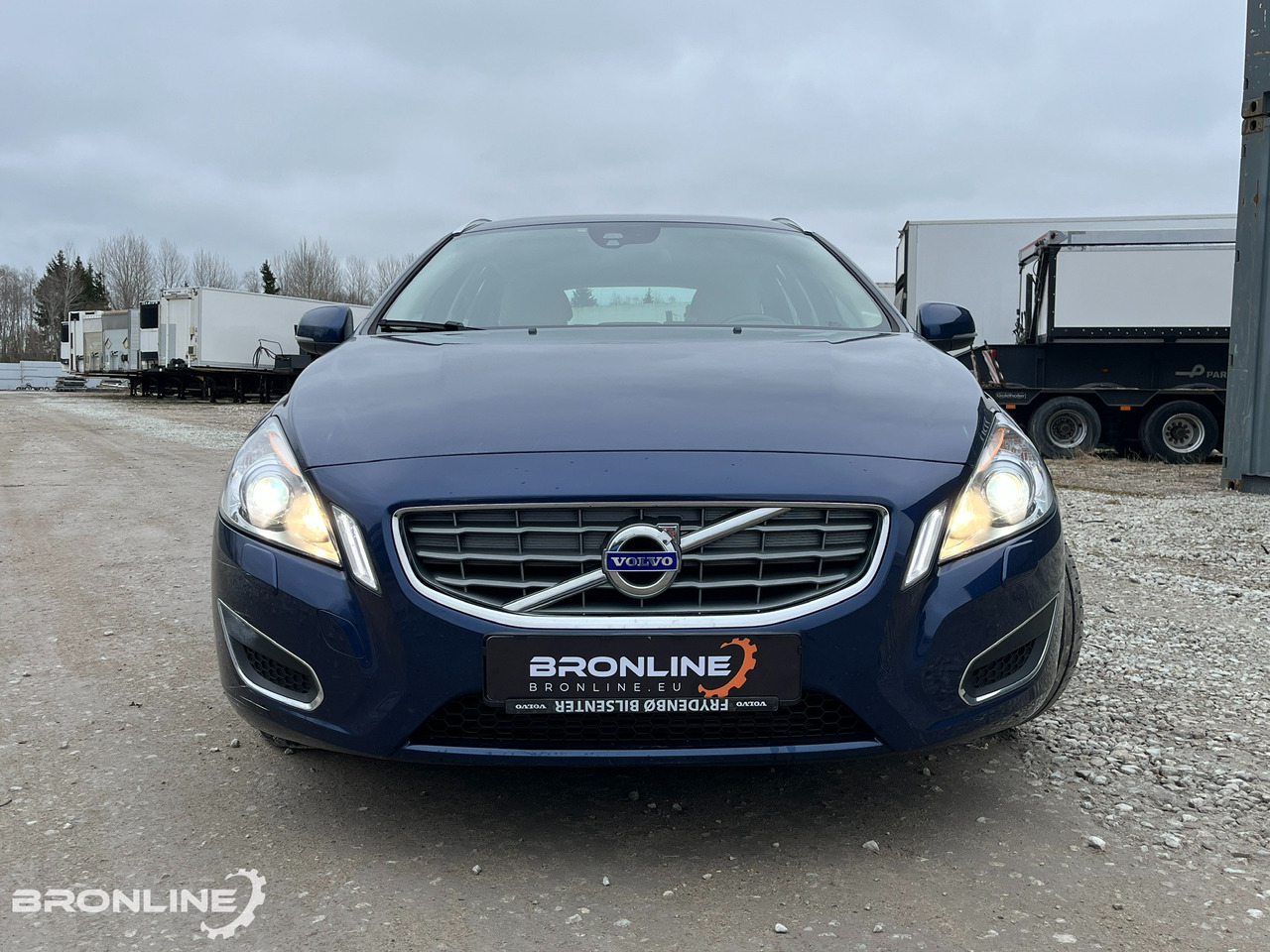 2011 Volvo V60 1.6 84kW Low mileage - Voiture: photos 3 2011 Volvo V60 1.6 84kW Low mileage - Voiture: photos 3