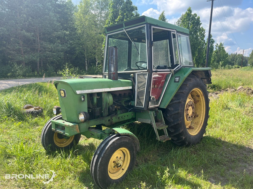 John Deere 2030 Traktor - Tracteur agricole: photos 1 John Deere 2030 Traktor - Tracteur agricole: photos 1