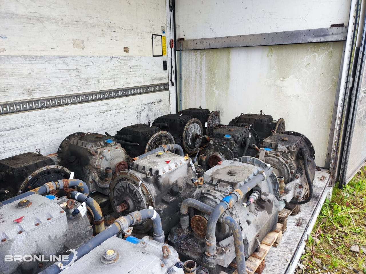MAN VOITH GEARBOXES 27 pcs - Boîte de vitesse pour Camion: photos 4 MAN VOITH GEARBOXES 27 pcs - Boîte de vitesse pour Camion: photos 4