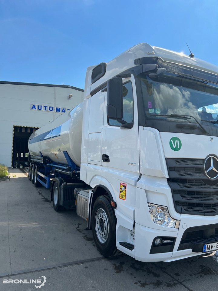 2021 Mercedes-Benz Actros 1851LS + 2007 Spitzer SK 2750 - Tracteur routier: photos 2 2021 Mercedes-Benz Actros 1851LS + 2007 Spitzer SK 2750 - Tracteur routier: photos 2