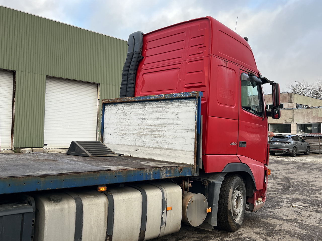 Volvo FH12 Flatbed Automatic 2006 - Camion plateau: photos 5 Volvo FH12 Flatbed Automatic 2006 - Camion plateau: photos 5
