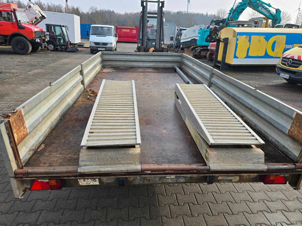 Brenderup Anhänger 2000 GB Bagger L/B/H 4270 x 2050 x 400 - Remorque voiture: photos 4 Brenderup Anhänger 2000 GB Bagger L/B/H 4270 x 2050 x 400 - Remorque voiture: photos 4