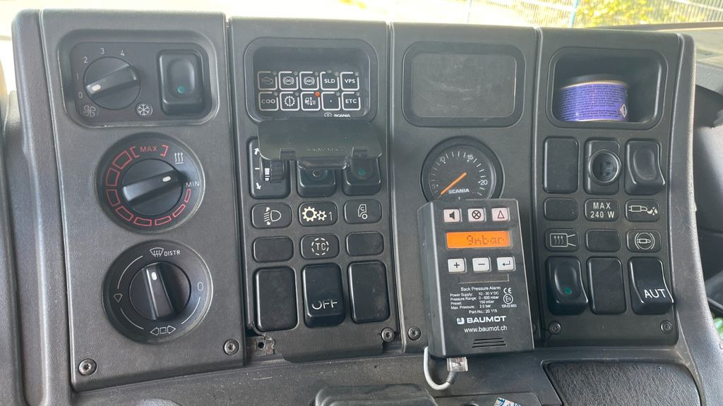 Camion plateau, Camion grue Scania 164G 580 V8 Kran Hiab 280  Retarder Sattelplatte: photos 8