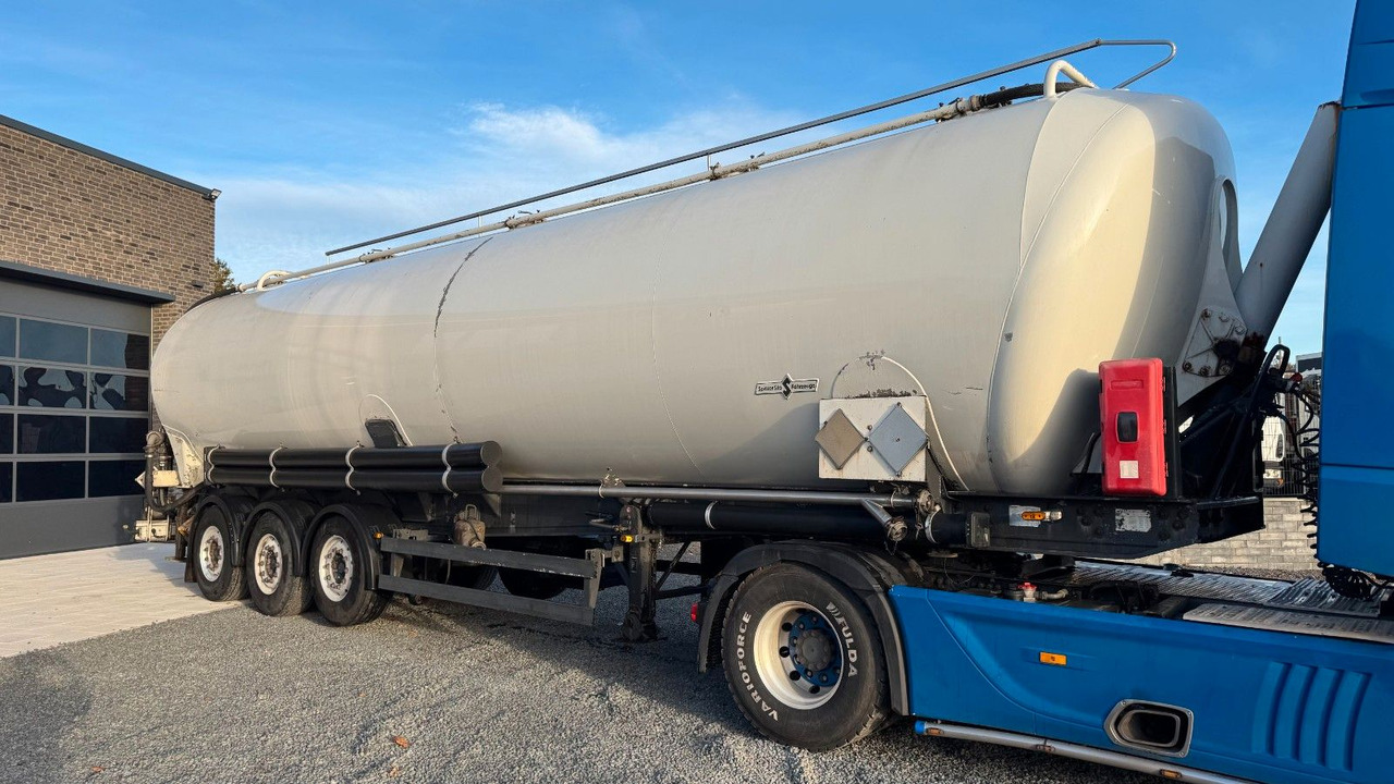 Spitzer SK 2760 CAL GGVS 60m³ Kippsilo - Citerne pulvérulente: photos 4 Spitzer SK 2760 CAL GGVS 60m³ Kippsilo - Citerne pulvérulente: photos 4