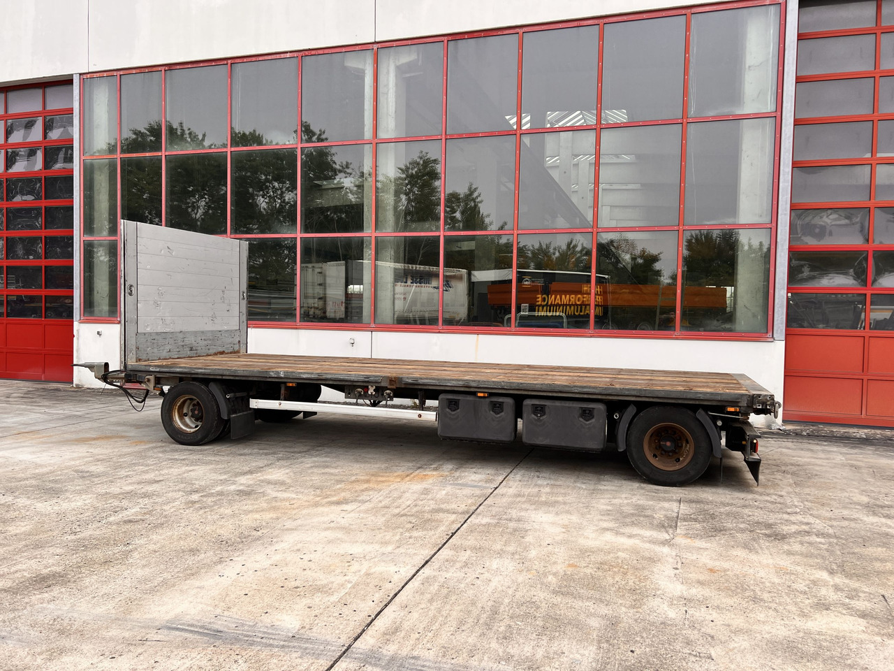 Ackermann PA-F 18/7.4E 2 Achs Jumboanhänger Mega - Remorque porte-engin surbaissée: photos 4 Ackermann PA-F 18/7.4E 2 Achs Jumboanhänger Mega - Remorque porte-engin surbaissée: photos 4