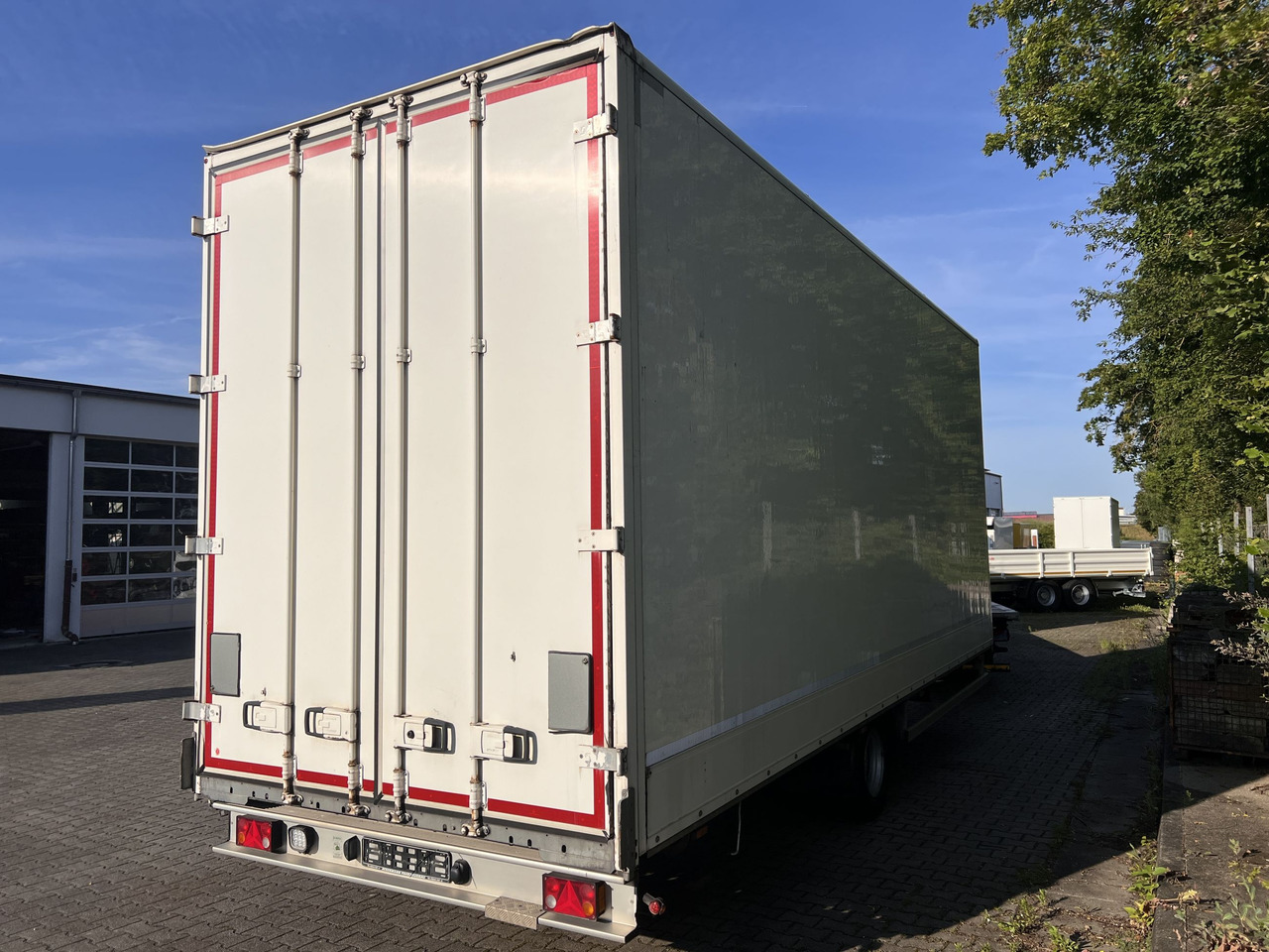 Ackermann Z-KA-F10.5/7,5 1 Achs Planenanhänger 10,5 t GG - Remorque rideaux coulissants: photos 3 Ackermann Z-KA-F10.5/7,5 1 Achs Planenanhänger 10,5 t GG - Remorque rideaux coulissants: photos 3