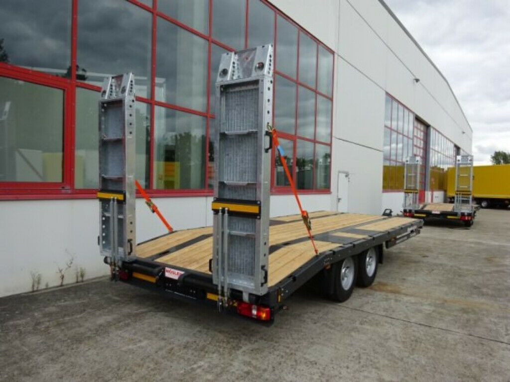 Möslein Neuer Tandemtieflader 13 t GG - Remorque porte-engin surbaissée: photos 3 Möslein Neuer Tandemtieflader 13 t GG - Remorque porte-engin surbaissée: photos 3