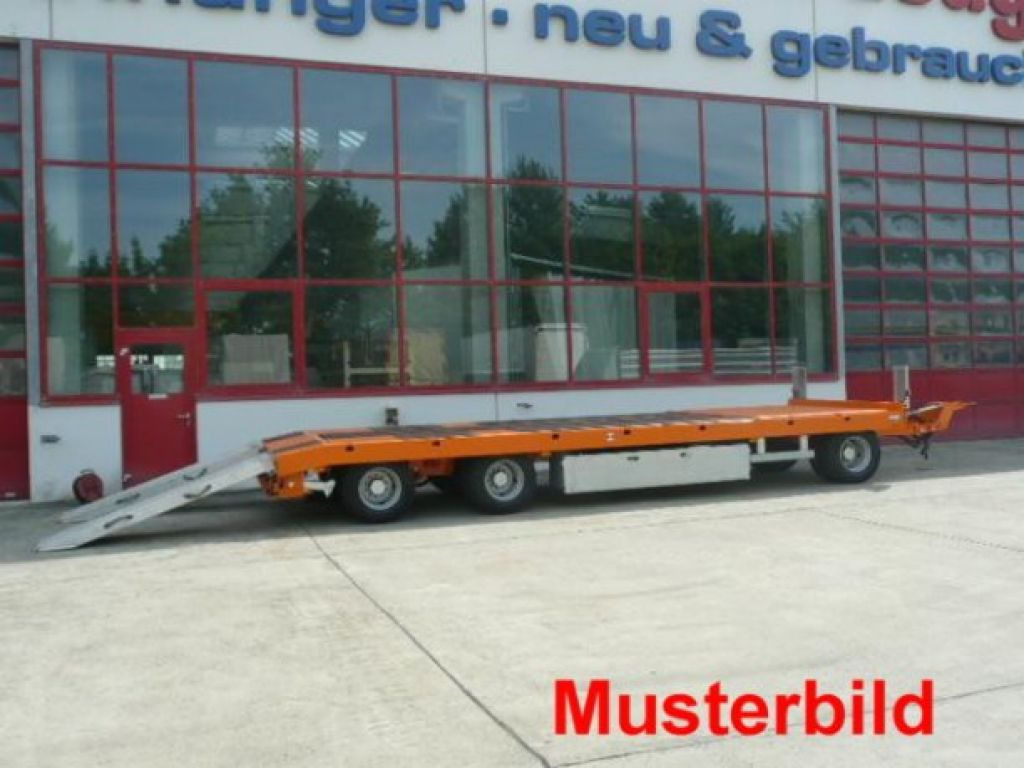 Remorque porte-engin surbaissée pour transport de équipements lourds neuf Möslein T 3-8,20 P OR  3 Achs Tieflader gerader Ladefläche 8,10 m,Neufahrzeug: photos 8
