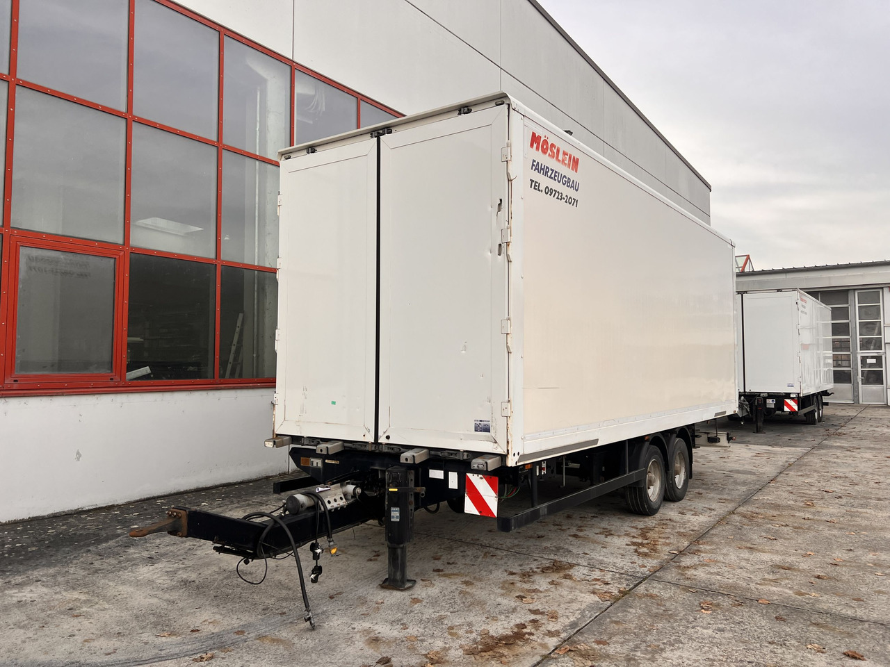 Möslein TKO 105 D Schwebheim Tandem- Koffer- Anhänger, Durchladbar - Remorque fourgon: photos 3 Möslein TKO 105 D Schwebheim Tandem- Koffer- Anhänger, Durchladbar - Remorque fourgon: photos 3