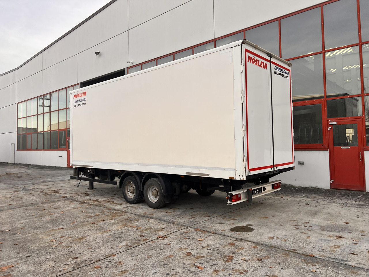 Möslein TKO 105 D Schwebheim Tandem- Koffer- Anhänger, Durchladbar - Remorque fourgon: photos 2 Möslein TKO 105 D Schwebheim Tandem- Koffer- Anhänger, Durchladbar - Remorque fourgon: photos 2