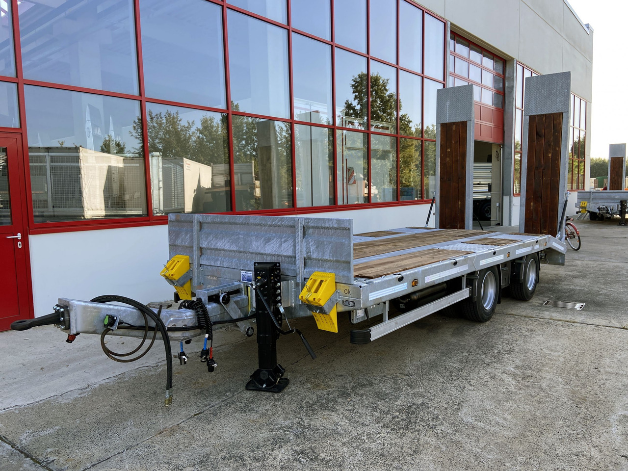 Möslein TT21-7,2 Hydr 21 t Tandemtieflader, hydr. Rampen, NEU - Remorque porte-engin surbaissée: photos 5 Möslein TT21-7,2 Hydr 21 t Tandemtieflader, hydr. Rampen, NEU - Remorque porte-engin surbaissée: photos 5