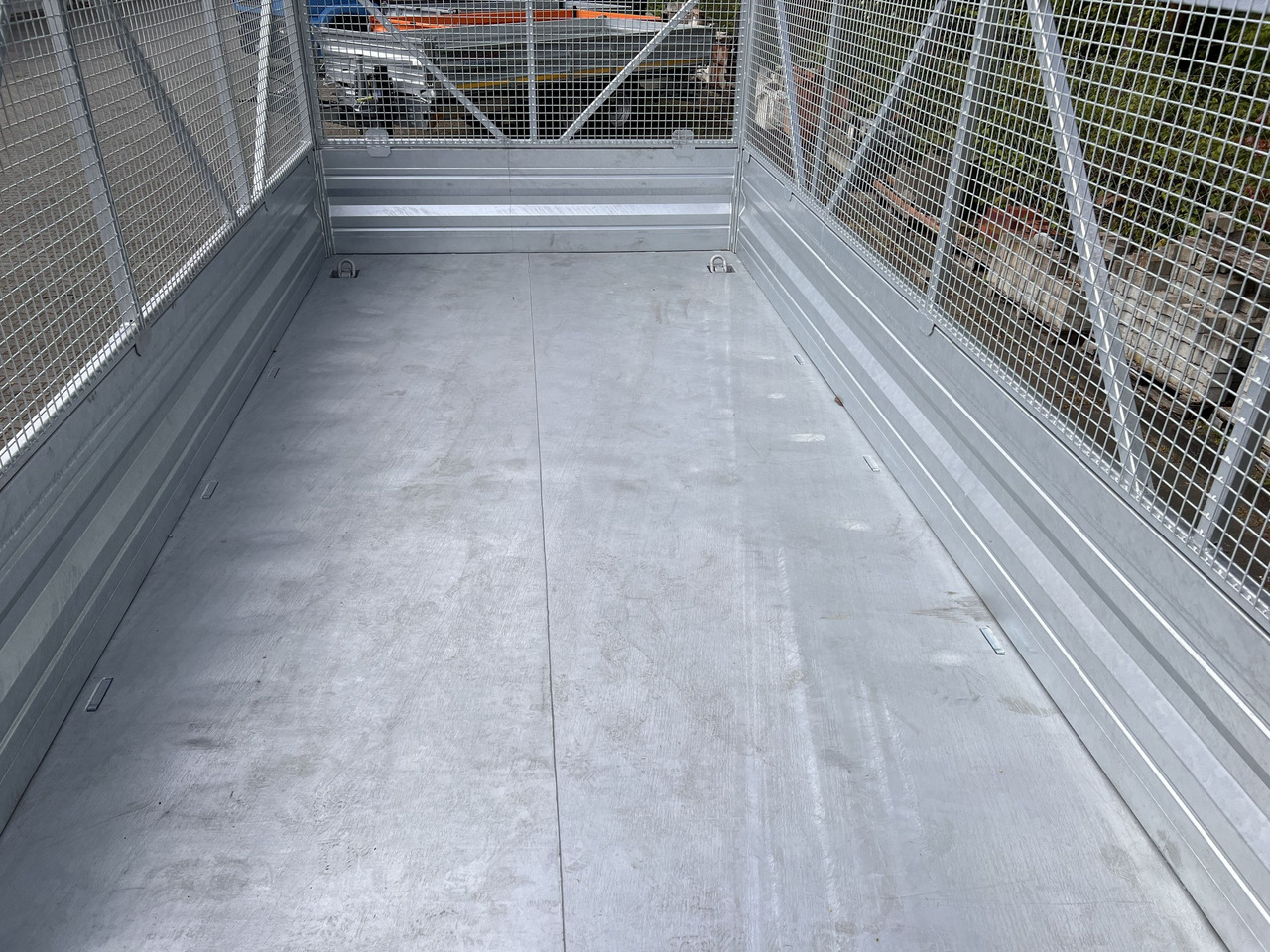 Möslein TTD 14 5,70 m 14 t Tandem- Kipper Tieflader 5,70 m lang, Breite Reifen-- Neufahrzeug -- en crédit-bail Möslein TTD 14 5,70 m 14 t Tandem- Kipper Tieflader 5,70 m lang, Breite Reifen-- Neufahrzeug --: photos 9 Möslein TTD 14 5,70 m 14 t Tandem- Kipper Tieflader 5,70 m lang, Breite Reifen-- Neufahrzeug -- en crédit-bail Möslein TTD 14 5,70 m 14 t Tandem- Kipper Tieflader 5,70 m lang, Breite Reifen-- Neufahrzeug --: photos 9