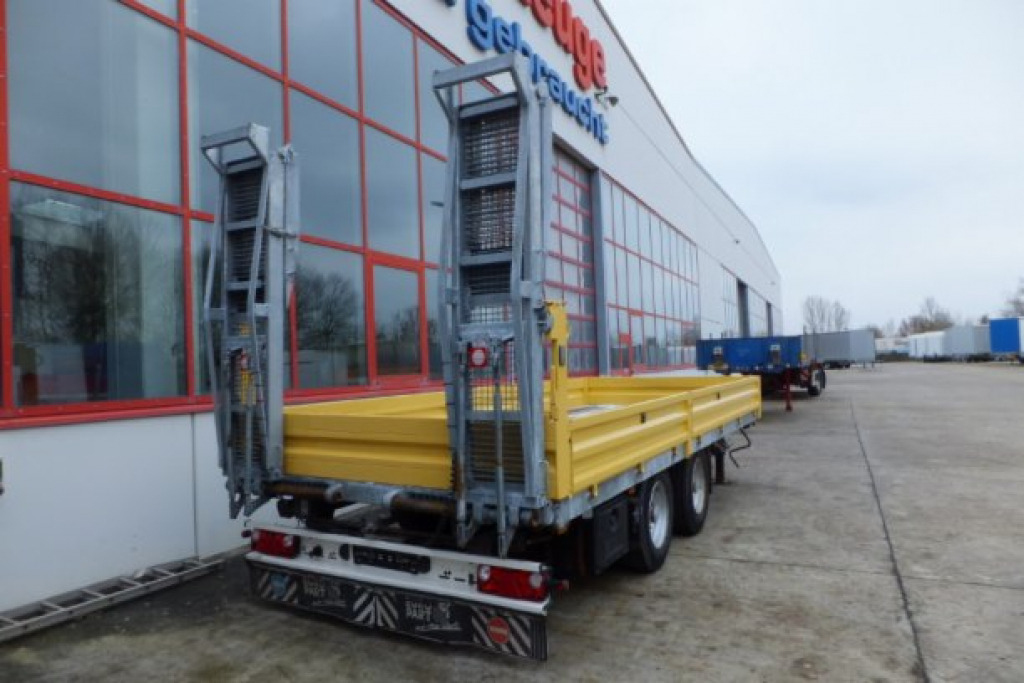 Obermaier OS2-TUE135S 13,5 t Tandemtieflader - Remorque porte-engin surbaissée: photos 5 Obermaier OS2-TUE135S 13,5 t Tandemtieflader - Remorque porte-engin surbaissée: photos 5