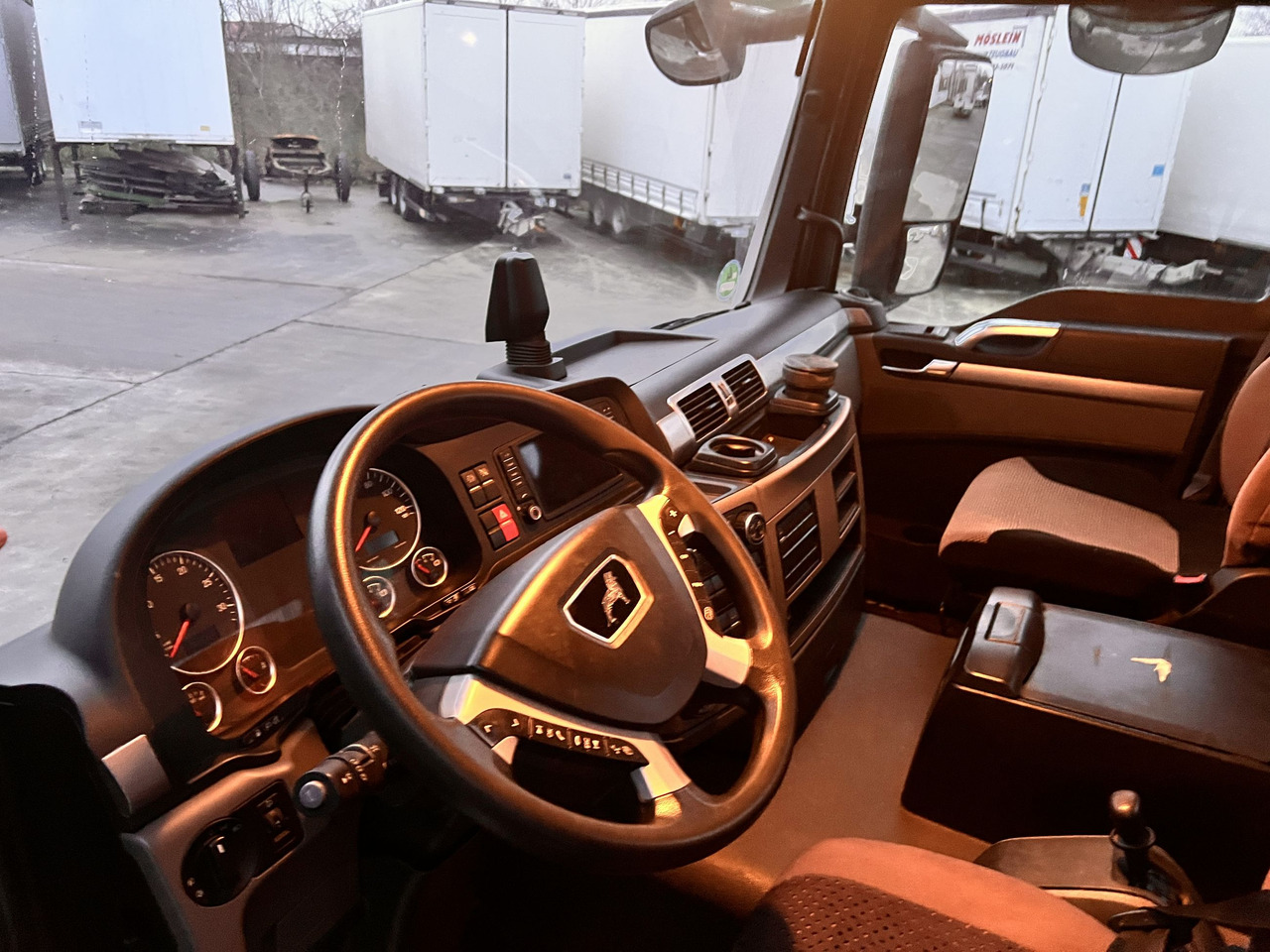 MAN Truck & Bus K1ACB TGS 18.4604x4 - Tracteur routier: photos 5 MAN Truck & Bus K1ACB TGS 18.4604x4 - Tracteur routier: photos 5