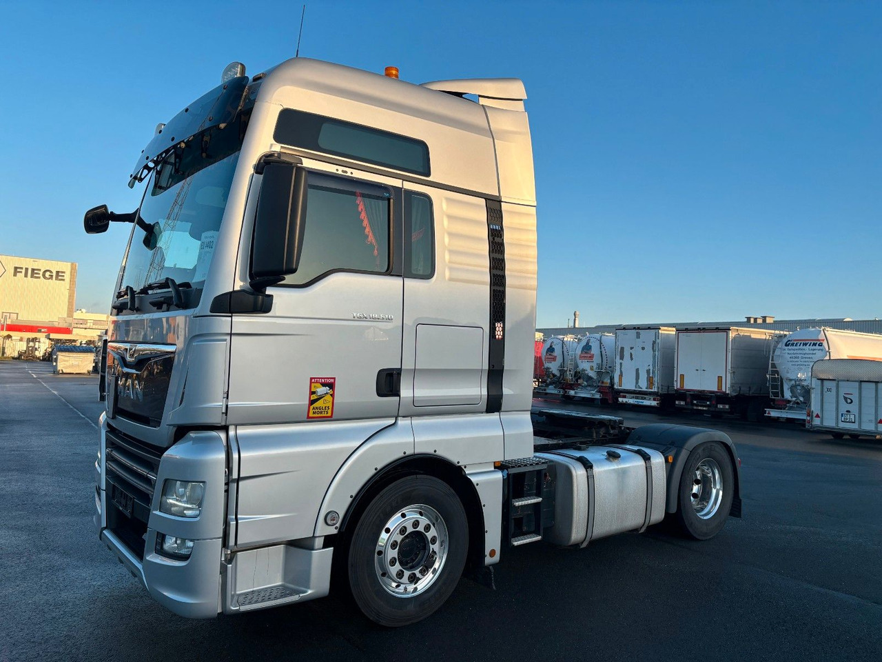 MAN TGX 18.510 XXL Retarder ACC LGS - Tracteur routier: photos 2 MAN TGX 18.510 XXL Retarder ACC LGS - Tracteur routier: photos 2