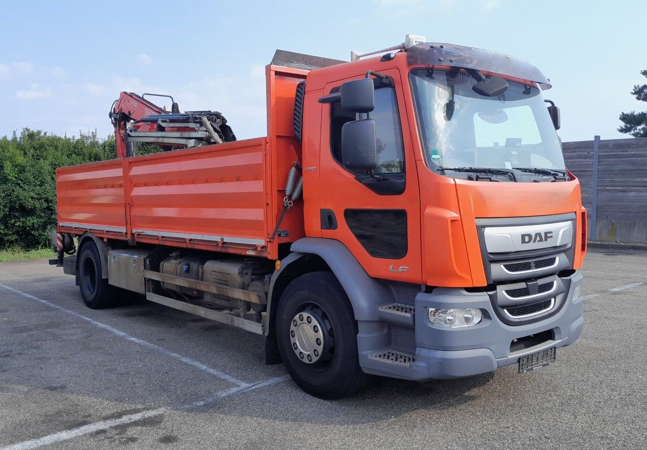 DAF FA LF 320 19t Fassi Kran - Camion plateau, Camion grue: photos 3 DAF FA LF 320 19t Fassi Kran - Camion plateau, Camion grue: photos 3