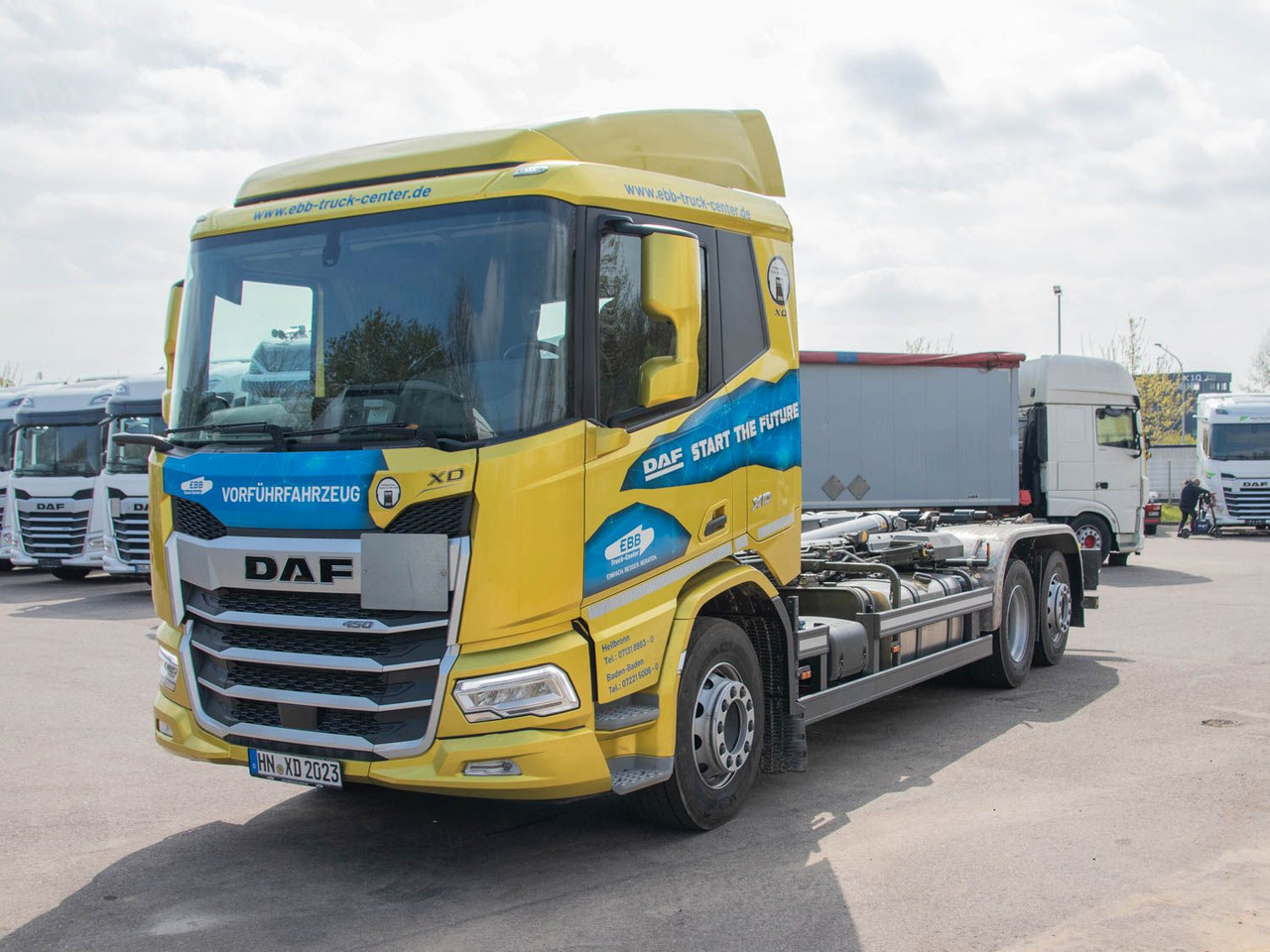 DAF FAN XD 450 SL Meiller Abrollkipper DAF FAN XD 450 SL Meiller Abrollkipper - Camion ampliroll: photos 3 DAF FAN XD 450 SL Meiller Abrollkipper DAF FAN XD 450 SL Meiller Abrollkipper - Camion ampliroll: photos 3