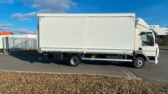 DAF LF 210 8t Pritsche-Plane LBW Tageszulassung DAF FA LF 210 08t Spier Pritsche-Plane - Camion à rideaux coulissants: photos 4 DAF LF 210 8t Pritsche-Plane LBW Tageszulassung DAF FA LF 210 08t Spier Pritsche-Plane - Camion à rideaux coulissants: photos 4