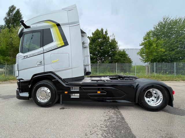 DAF XG+ 480 FT 75 Jahre DAF Edition "Limitiert" DAF XG+ 480 FT 75 Jahre DAF Edition - Tracteur routier: photos 5 DAF XG+ 480 FT 75 Jahre DAF Edition "Limitiert" DAF XG+ 480 FT 75 Jahre DAF Edition - Tracteur routier: photos 5