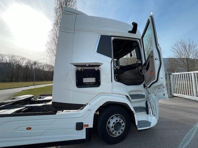 DAF XG 480 FT DAF XG 480 FT - Tracteur routier: photos 5 DAF XG 480 FT DAF XG 480 FT - Tracteur routier: photos 5