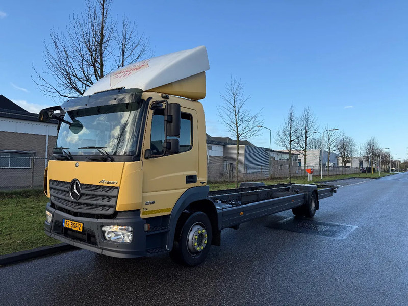 Mercedes-Benz Atego 1518 L 7-2015 - Châssis cabine: photos 1 Mercedes-Benz Atego 1518 L 7-2015 - Châssis cabine: photos 1