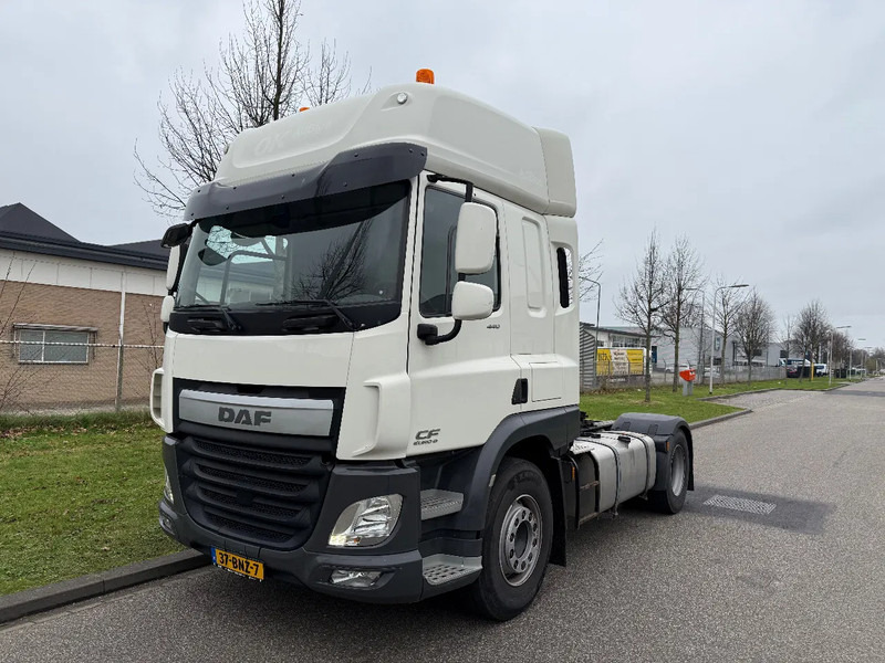 DAF CF 440 3-2016 ONLY 728.000 KM - Tracteur routier: photos 1 DAF CF 440 3-2016 ONLY 728.000 KM - Tracteur routier: photos 1
