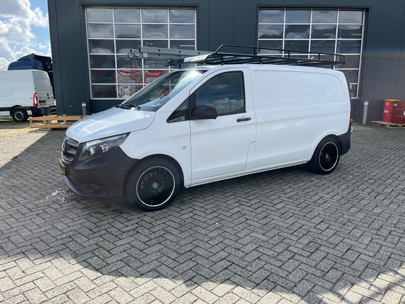 Mercedes-Benz Vito 111 cdi , euro 6, camera, airco compleet met was installatie - Fourgonnette: photos 1 Mercedes-Benz Vito 111 cdi , euro 6, camera, airco compleet met was installatie - Fourgonnette: photos 1