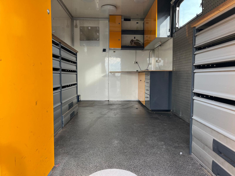 Renault Master 165.35 L3, Euro 6, Airco, Nav, Camera, Mobile office/ workshop - Fourgon grand volume: photos 5 Renault Master 165.35 L3, Euro 6, Airco, Nav, Camera, Mobile office/ workshop - Fourgon grand volume: photos 5