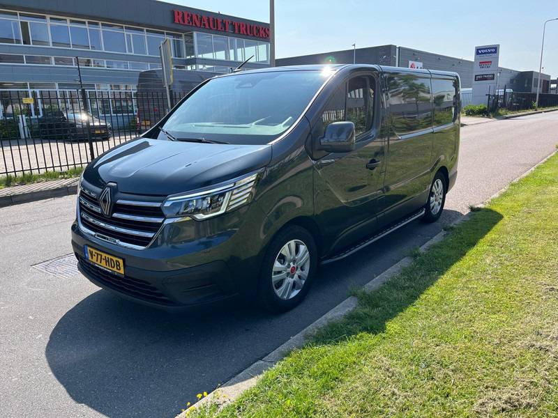 Renault Trafic Red 2.0 CDI, L1 H1, 150 PK, Euro 6, Airco, cruise, nav, camera, - Fourgonnette: photos 1 Renault Trafic Red 2.0 CDI, L1 H1, 150 PK, Euro 6, Airco, cruise, nav, camera, - Fourgonnette: photos 1