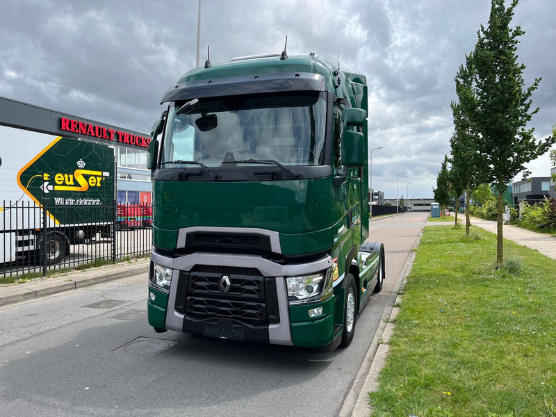 Renault T-13 High 480 T4x2, Highsleeper, Airco, Nav, Bluetooth - Tracteur routier: photos 3 Renault T-13 High 480 T4x2, Highsleeper, Airco, Nav, Bluetooth - Tracteur routier: photos 3