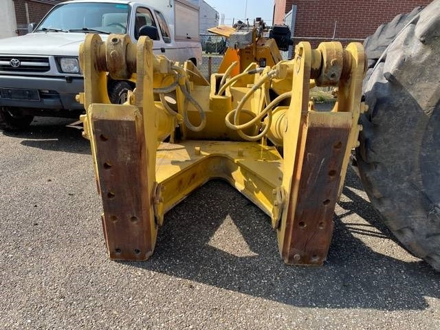 CAT D 8 R Ripper - Ripper pour Engins de chantier: photos 4 CAT D 8 R Ripper - Ripper pour Engins de chantier: photos 4