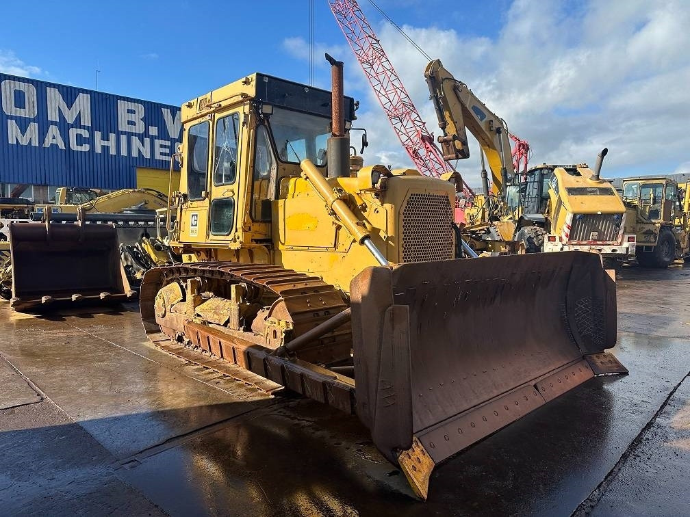Bulldozer CAT D6D with winch: photos 7 Bulldozer CAT D6D with winch: photos 7
