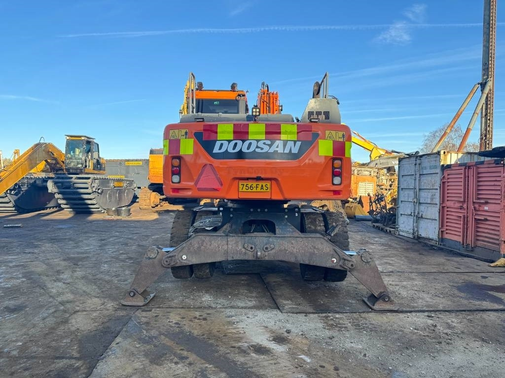 Doosan DX 170 W - 5 - Pelle sur pneus: photos 4 Doosan DX 170 W - 5 - Pelle sur pneus: photos 4